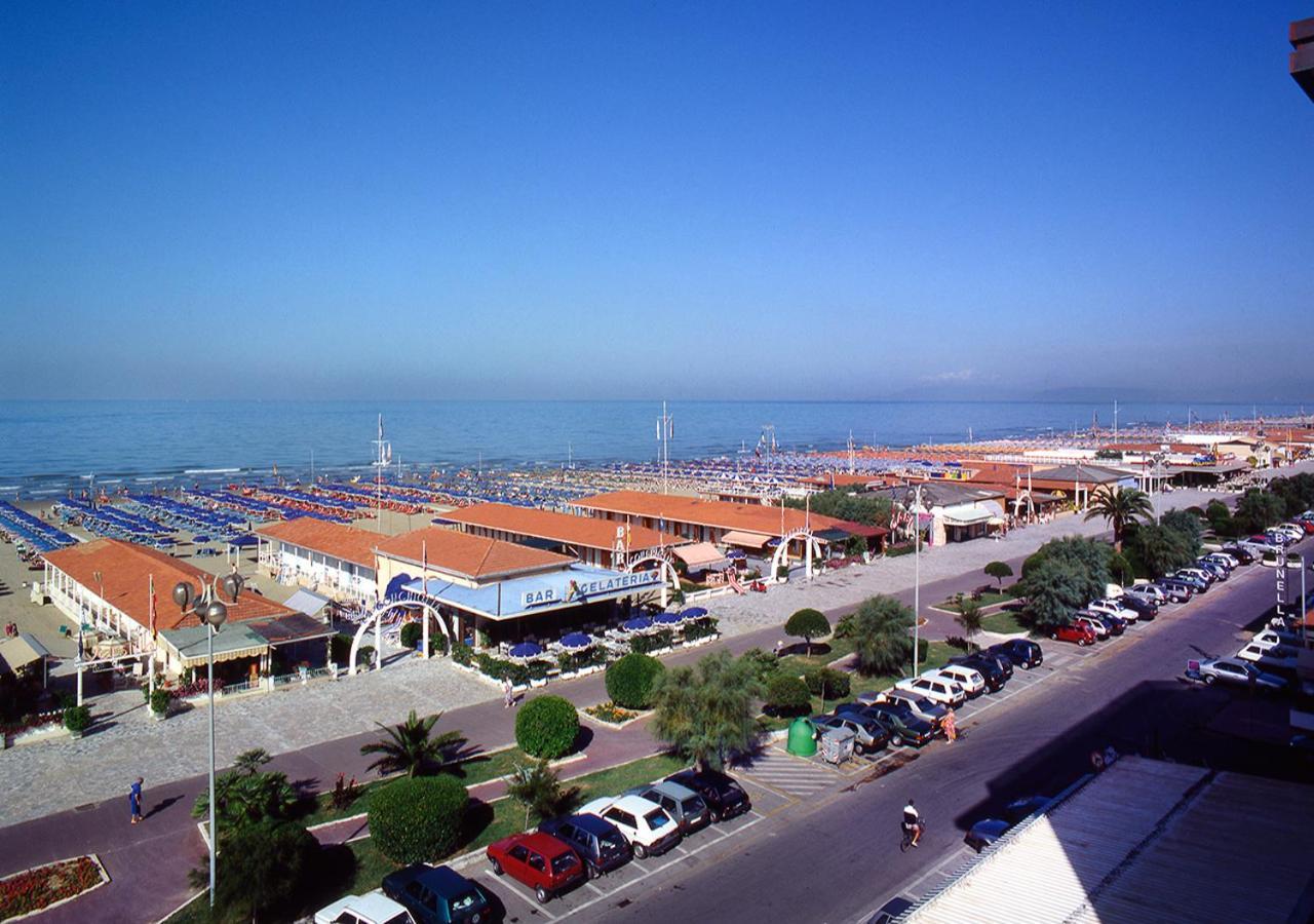 Villino Caproni Viareggio Exterior foto